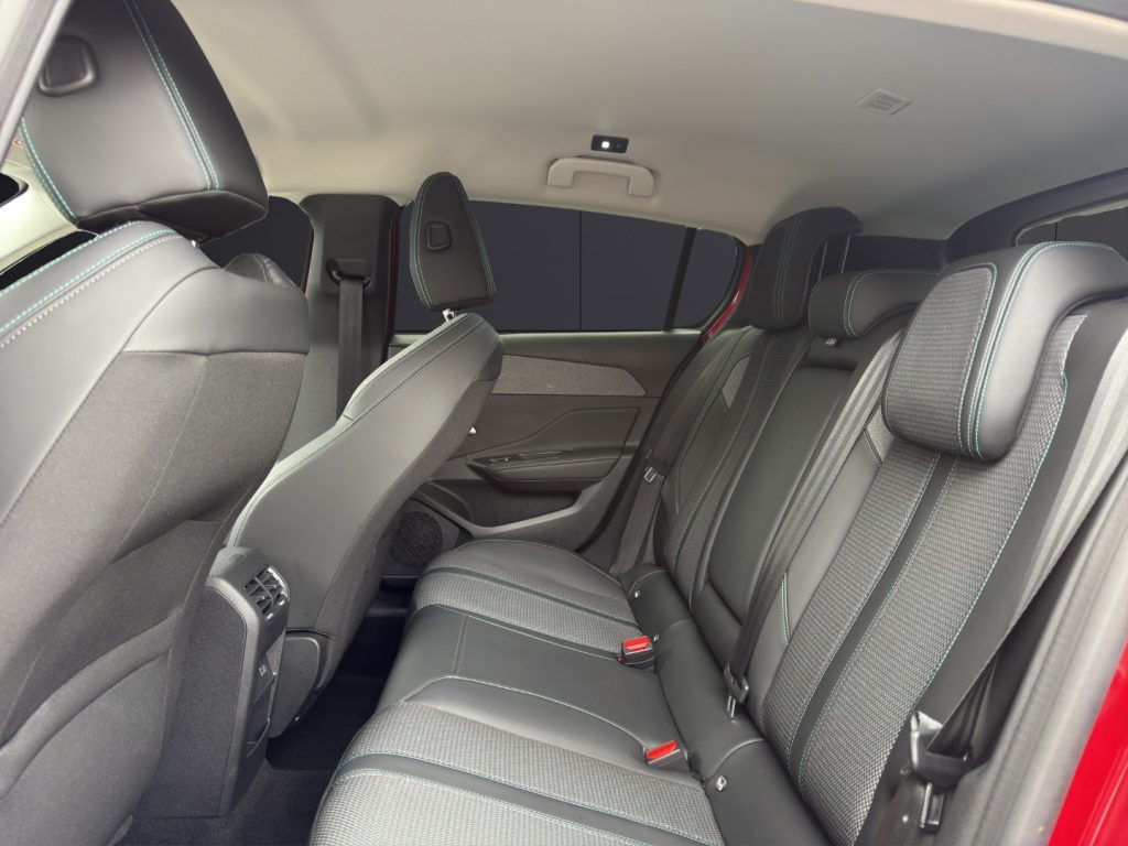 PEUGEOT 308 PureTech Turbo 130 S&S Allure - 13