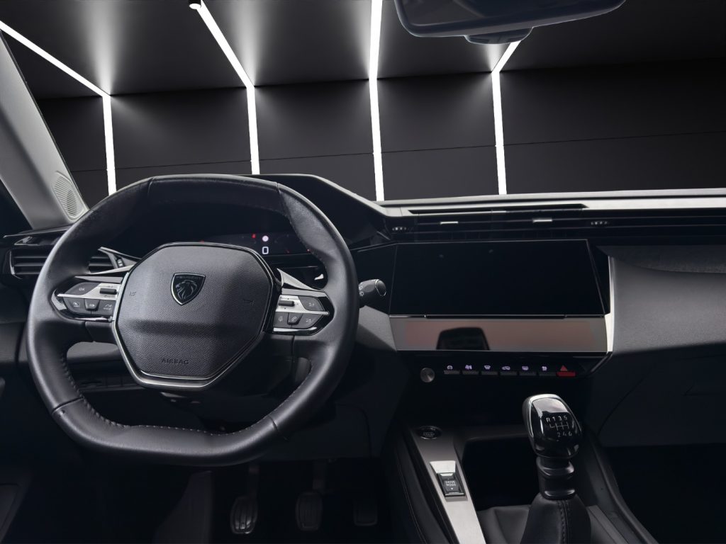 PEUGEOT 308 PureTech Turbo 130 S&S Allure - 14