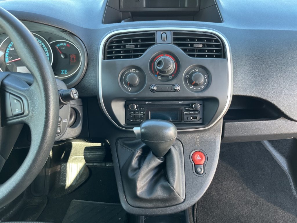 RENAULT Kangoo Z.E. 44KW AUTOMATICO - 12