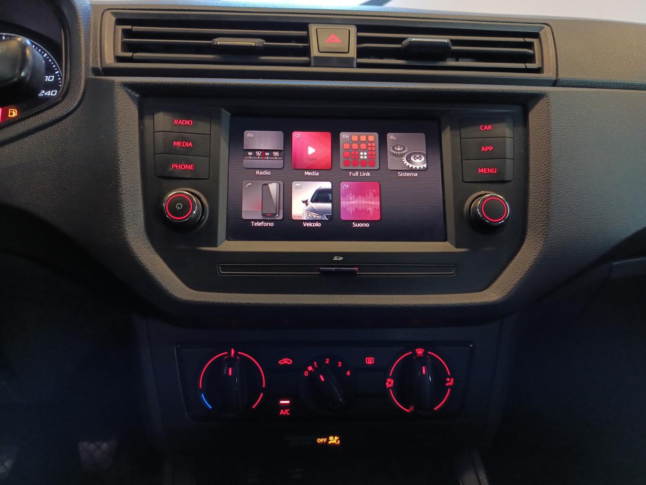 SEAT Arona 1.6 TDI 95 CV Reference - 13