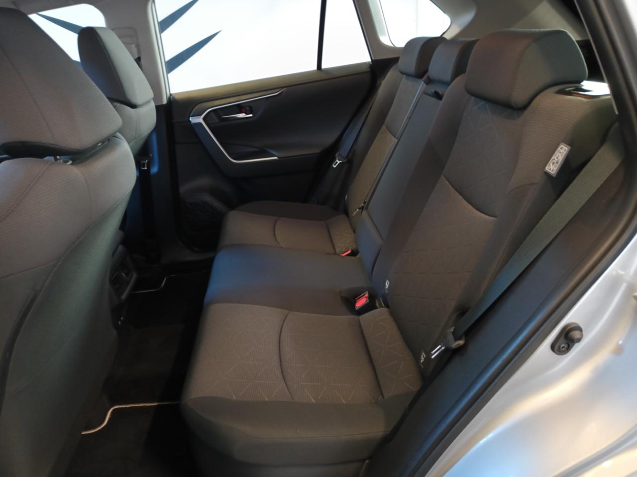 TOYOTA RAV 4 MY23 RAV4 2.5 HV (218CV) E-CVT 2WD Business - 9