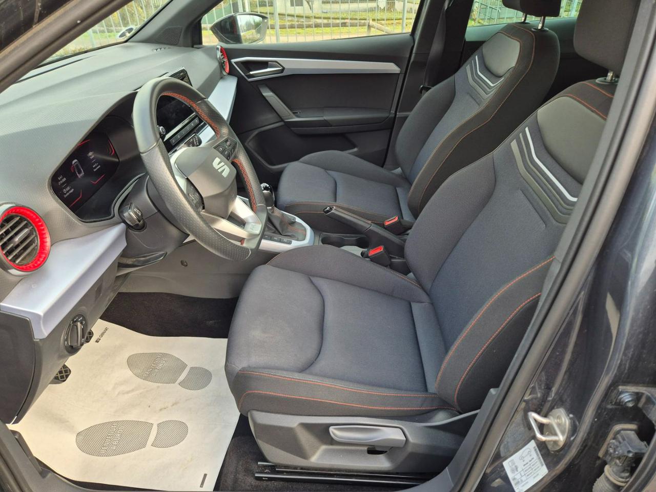 SEAT Arona 1.0 EcoTSI FR - 9