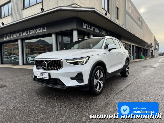 VOLVO XC40 Bianco metallizzato