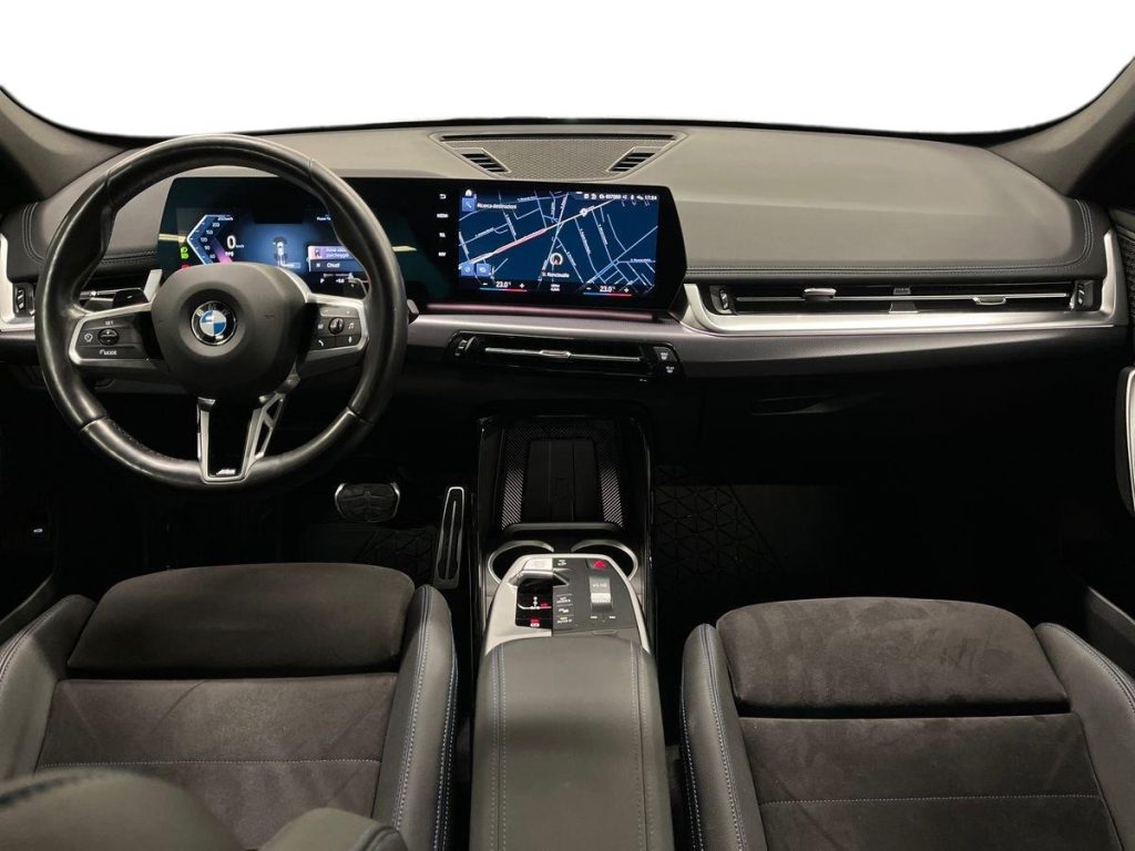 BMW X1 sDrive 20i Msport - 9