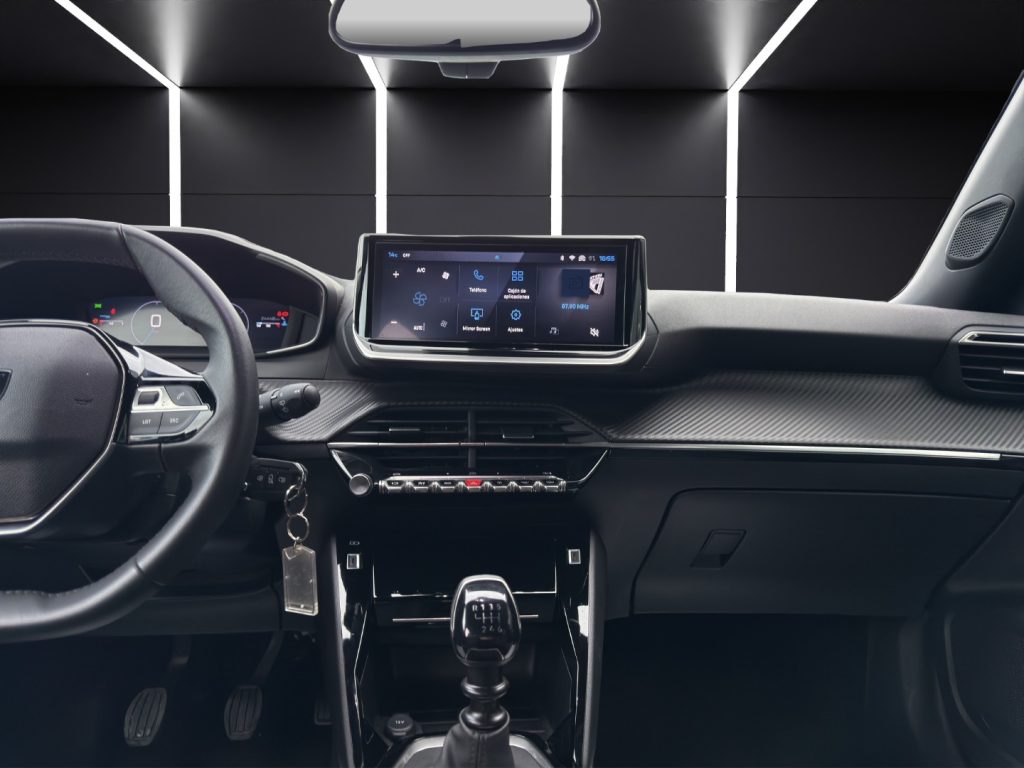 PEUGEOT 2008 PureTech 100 S&S Allure - 15