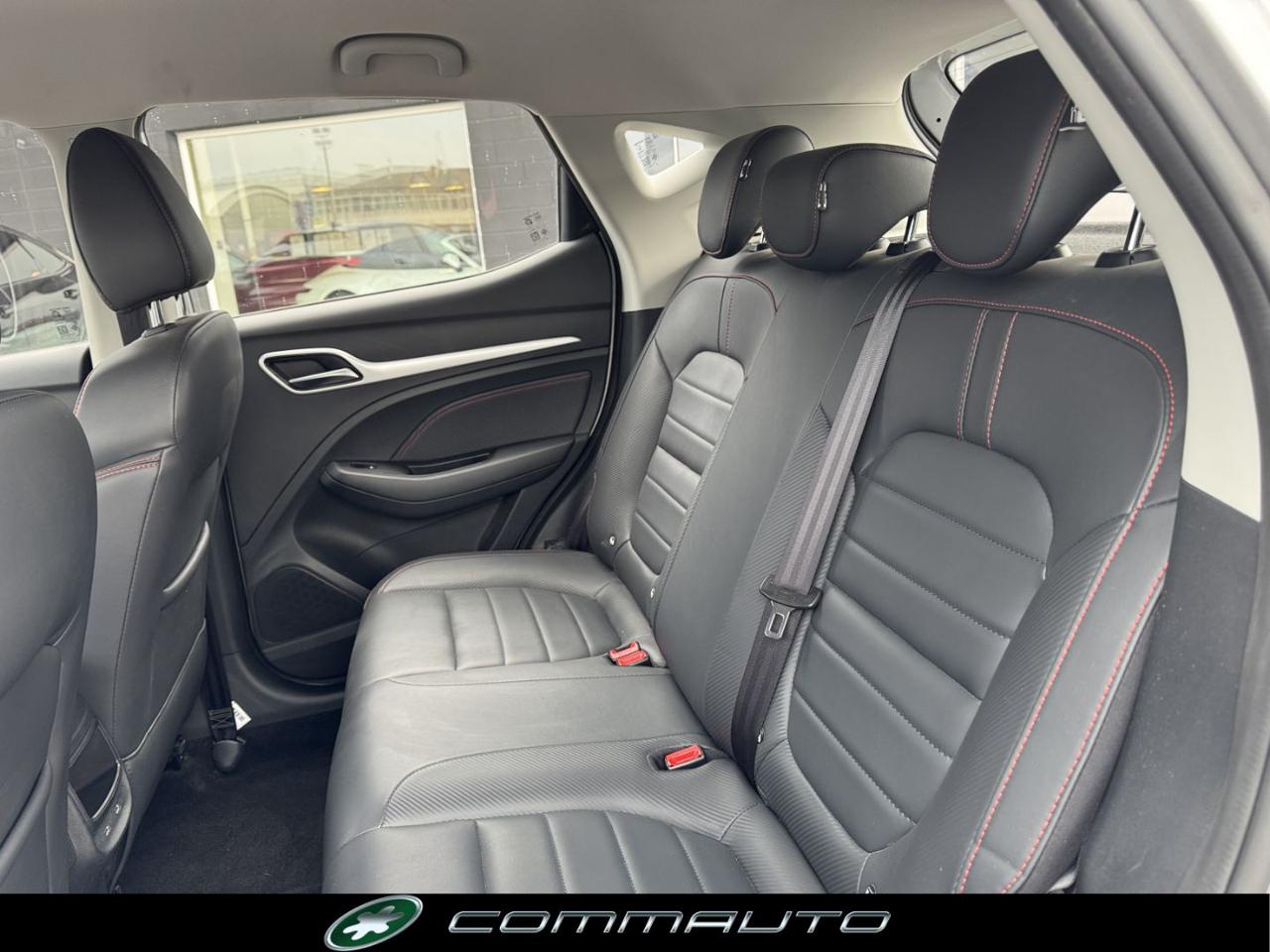 MG ZS 1.5 VTi-tech Luxury - 23