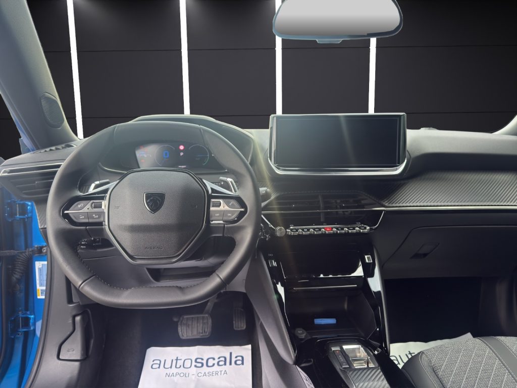 PEUGEOT 2008 Hybrid 136 e-DCS6 Allure - 14