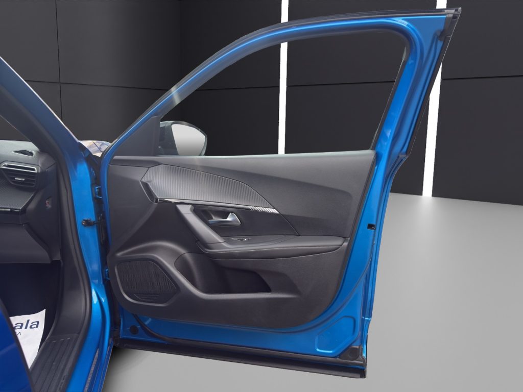 PEUGEOT 2008 Hybrid 136 e-DCS6 Allure - 17