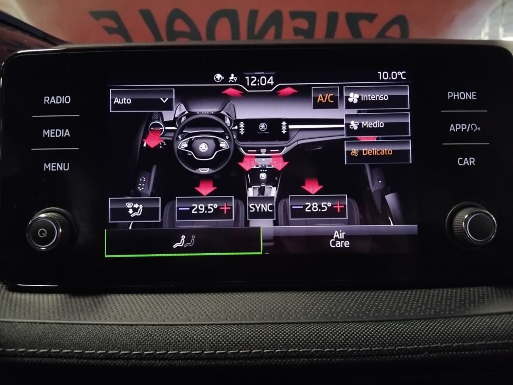 SKODA Fabia 1.0 MPI 80 CV Style - 24