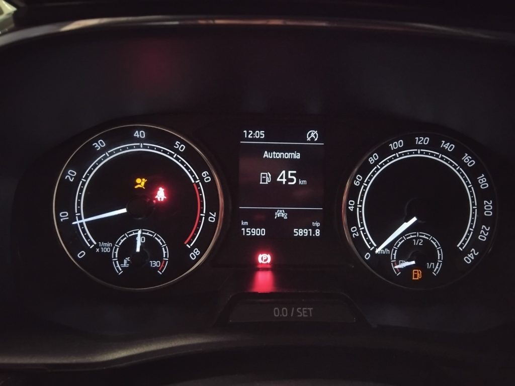 SKODA Fabia 1.0 MPI 80 CV Style - 27