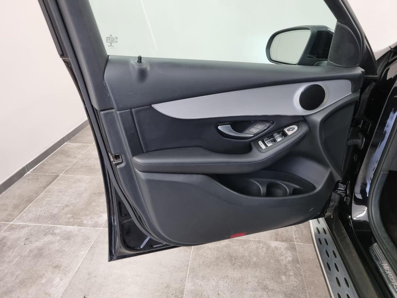 MERCEDES-BENZ GLC 220 d 4Matic Exclusive - 18