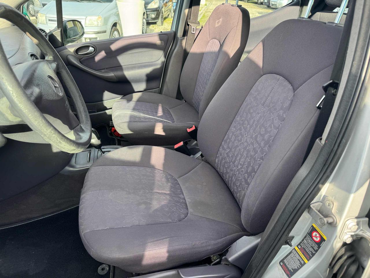 MERCEDES-BENZ A 170 CDI  Avantgarde Cambio Automatico - 11