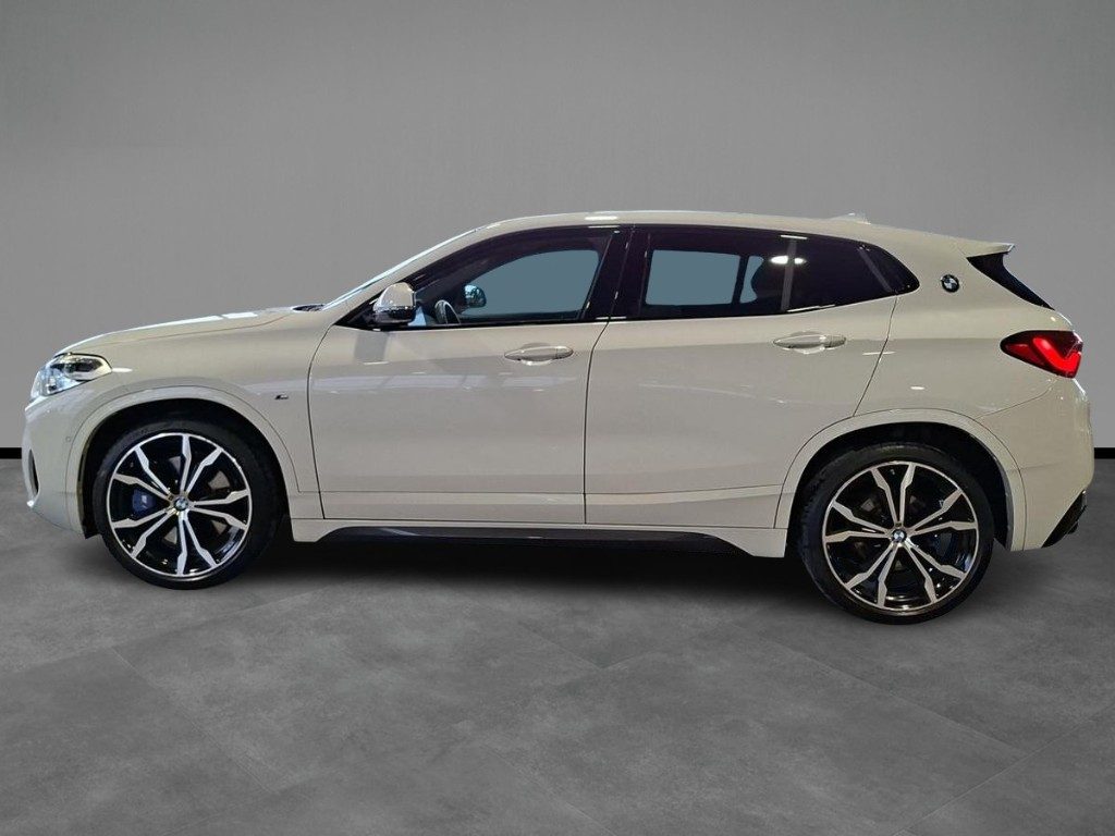 BMW X2 sDrive20d Msport Aut. + Tetto - 3