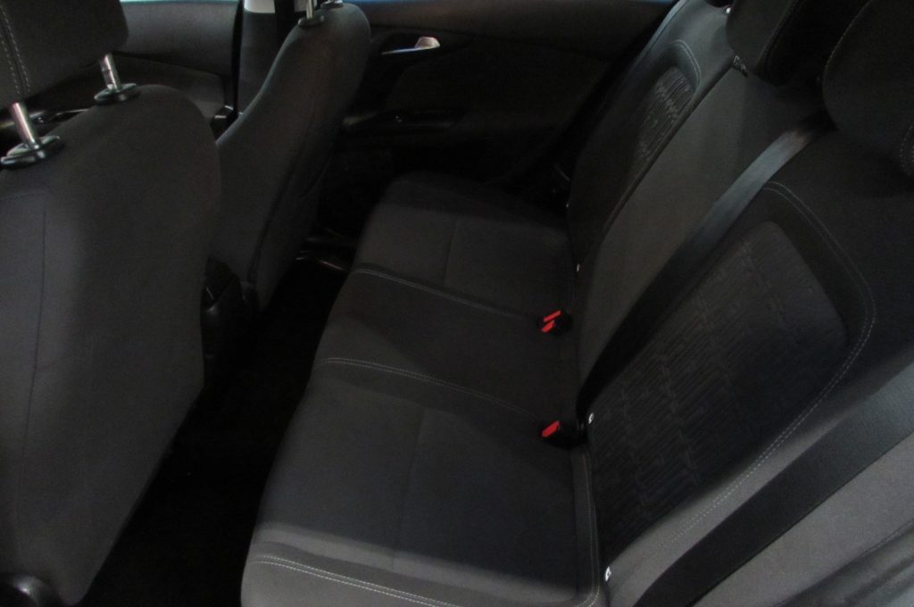 FIAT Tipo 1.5 Hybrid 5 porte Cross CAMBIO AUTOMATICO - 11