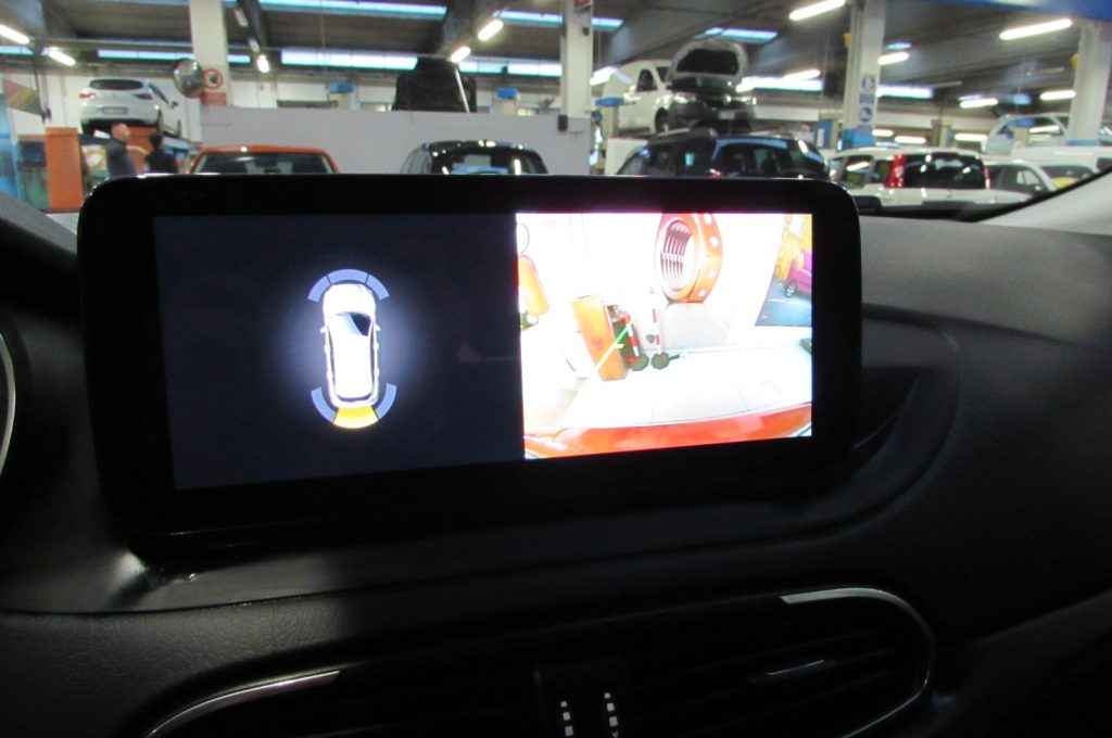 FIAT Tipo 1.5 Hybrid 5 porte Cross CAMBIO AUTOMATICO - 13