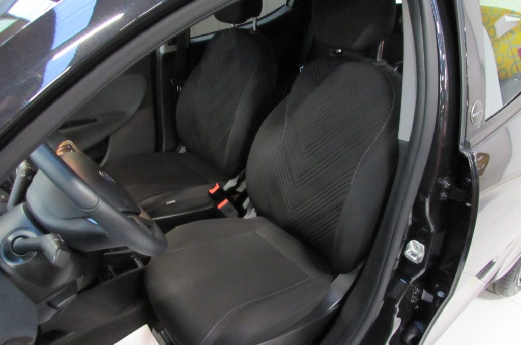 FIAT Tipo 1.5 Hybrid 5 porte Cross CAMBIO AUTOMATICO - 18