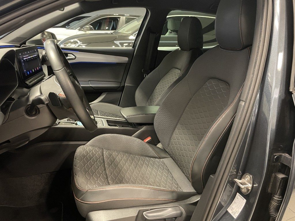 SEAT Leon 2.0 TDI 150 CV DSG 5p. FR--UNICO PROPRIETARIO - 20