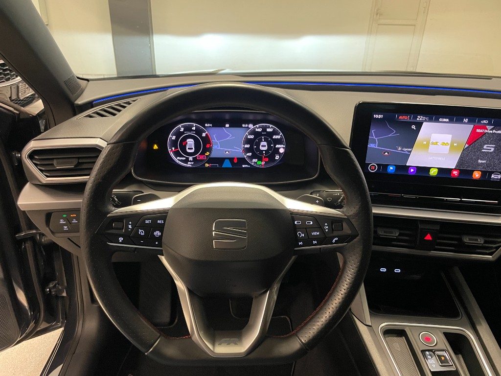 SEAT Leon 2.0 TDI 150 CV DSG 5p. FR--UNICO PROPRIETARIO - 11