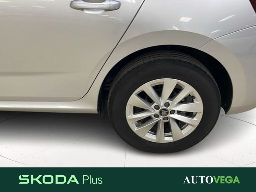 SKODA Kamiq 1.0 tsi selection 95cv - 19
