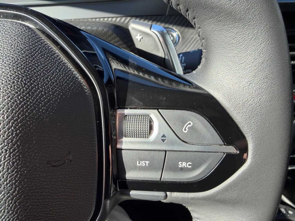 PEUGEOT 208 Hybrid 100 e-DCS6 Allure - 19