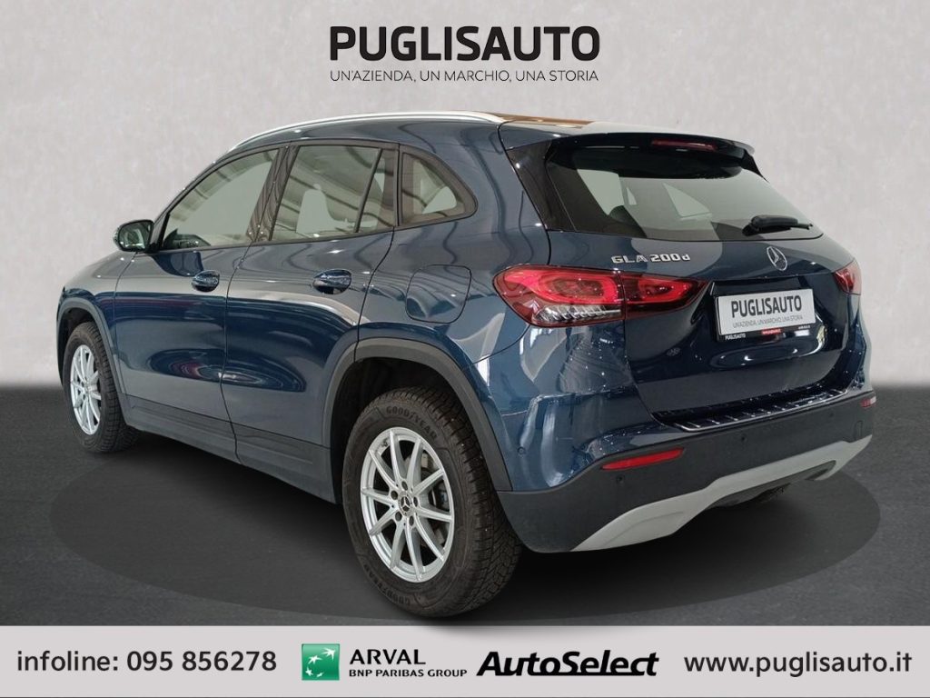 MERCEDES-BENZ GLA 200 d Automatic Business Extra - 6