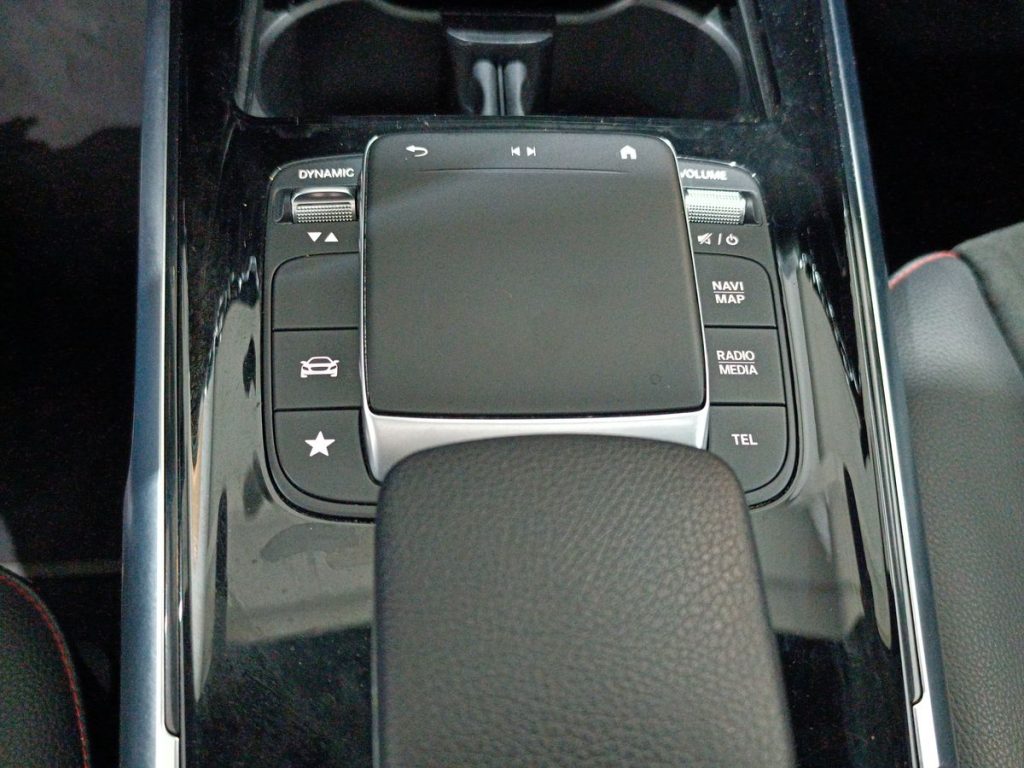 MERCEDES-BENZ GLB 200 Automatic Premium - 21