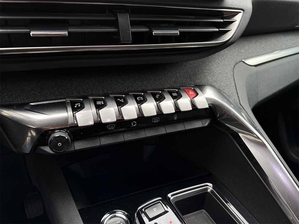 PEUGEOT 3008 1.5 bluehdi Allure TELECAMERA POST. IVA ESPOSTA - 15