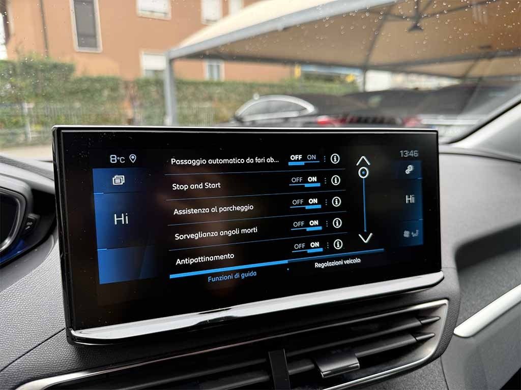 PEUGEOT 3008 1.5 bluehdi Allure TELECAMERA POST. IVA ESPOSTA - 21