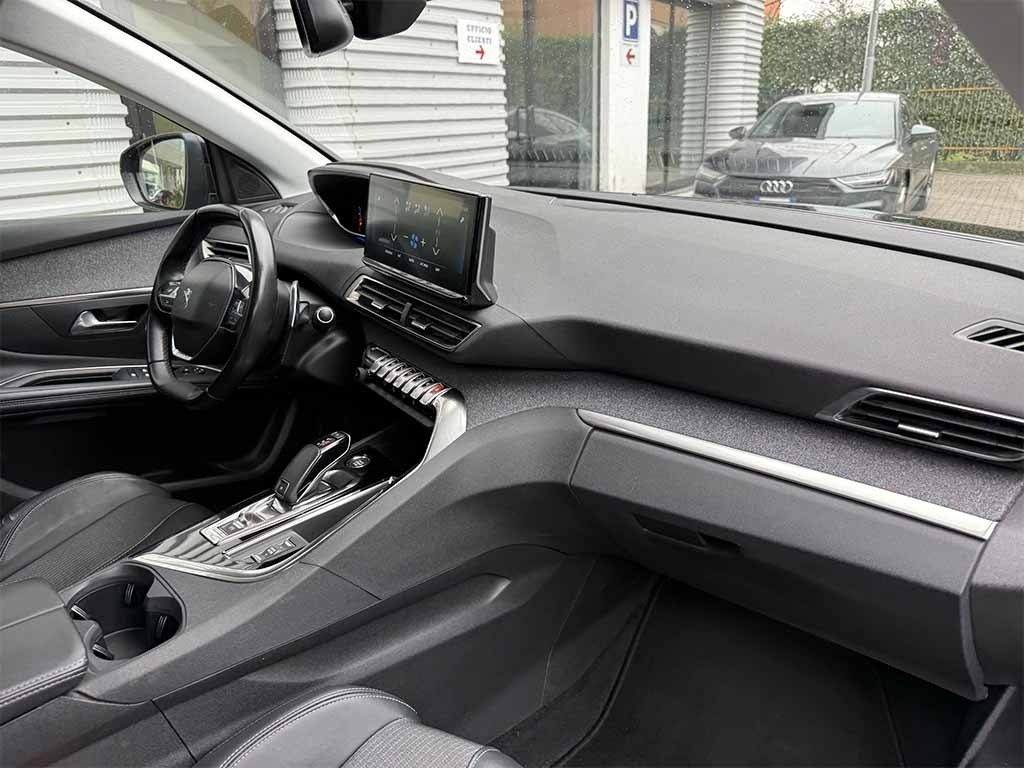 PEUGEOT 3008 1.5 bluehdi Allure TELECAMERA POST. IVA ESPOSTA - 25