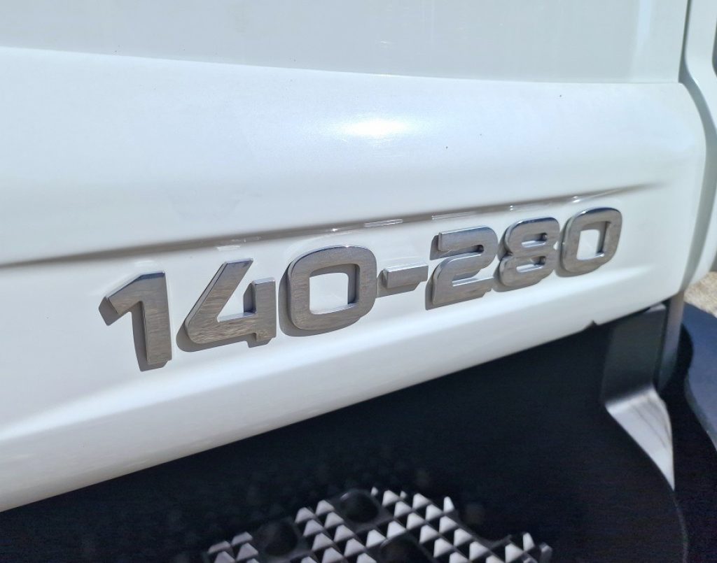 IVECO EUROCARGO 140E28 P EURO 6 FURGONE 7,30 + SPONDA - 16