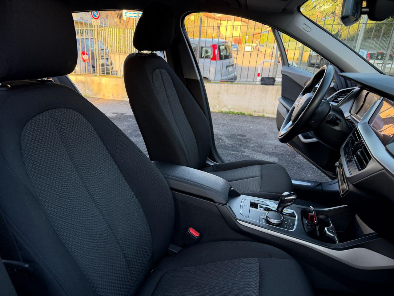 BMW 116 D 5P ADVANTAGE NAVI+FULL LED+CARPLAY+2PDC+C.L.18! - 15