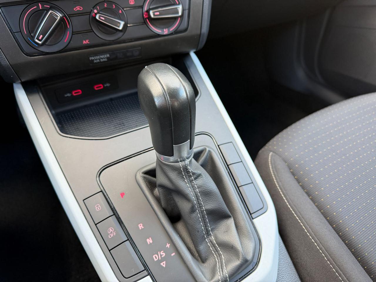 SEAT Arona 1.0 ECOTSI 110 CV DSG STYLE NAVI+SENS.PARK+FUL LED - 13