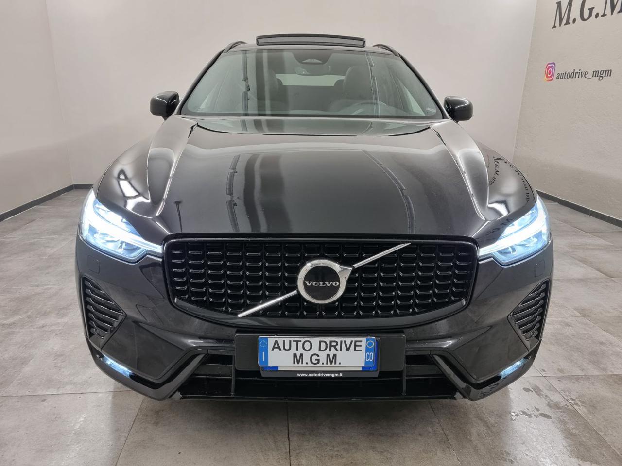 VOLVO XC60 B4 (d) automatico Plus Dark - 2
