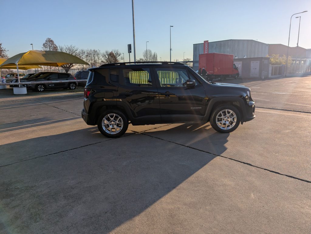 JEEP Renegade 1.5 Turbo T4 MHEV Altitude - 4