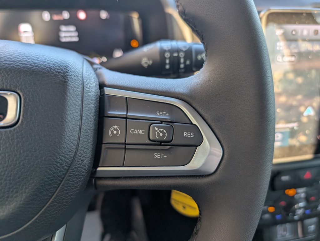 JEEP Renegade 1.5 Turbo T4 MHEV Altitude - 22