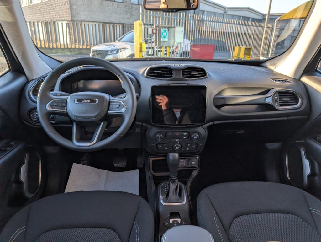 JEEP Renegade 1.5 Turbo T4 MHEV Altitude - 34