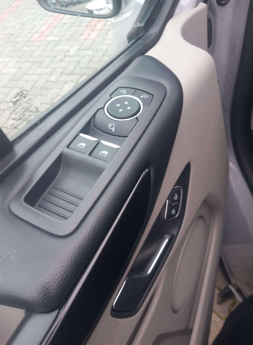 FORD Tourneo Custom Custom 9P 320 2.0 tdci 105cv - 12