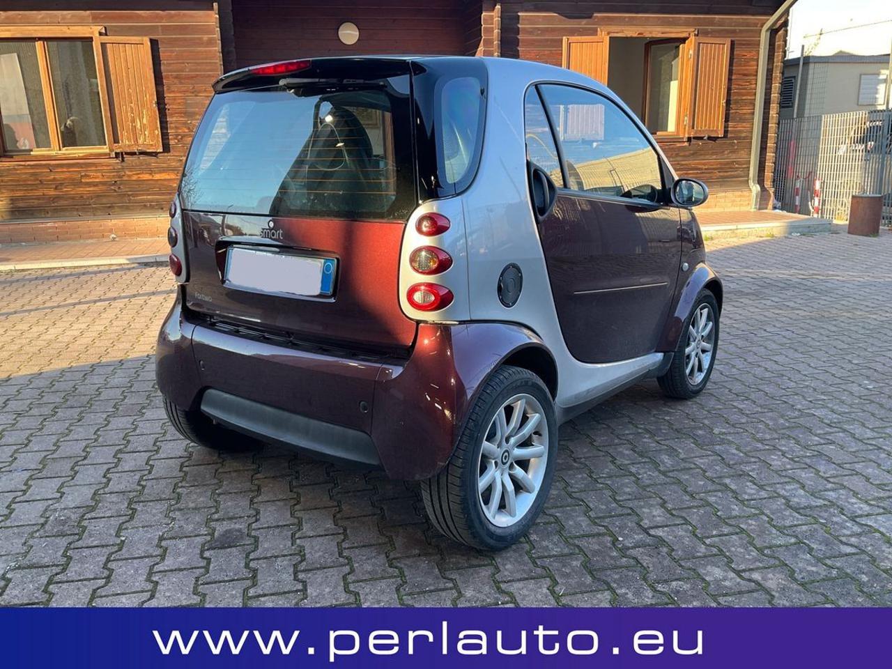 SMART ForTwo 800 coupé passion cdi - 3