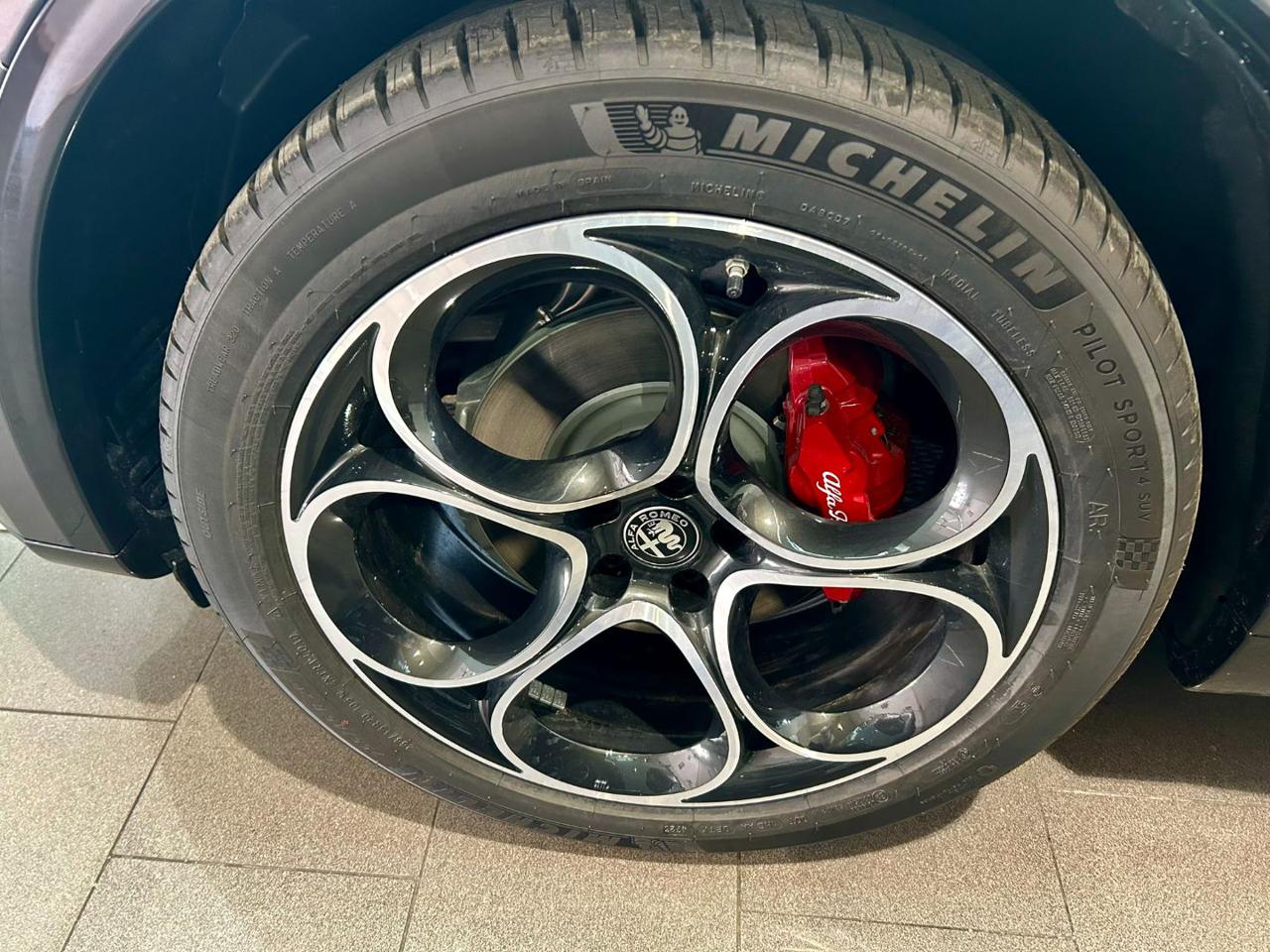 ALFA ROMEO Stelvio 2.2  210 CV AT8 Q4 Veloce Tetto Aprib- C21-Harman - 6