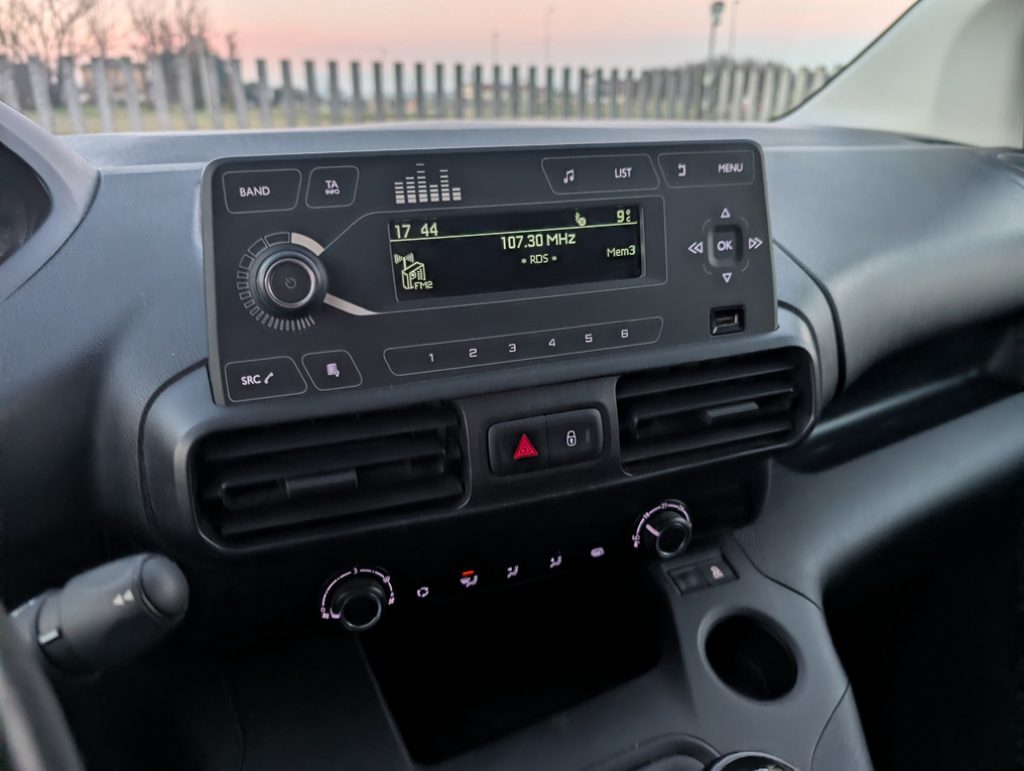 PEUGEOT Partner BlueHDi 75 PC Furgone Pro - 9