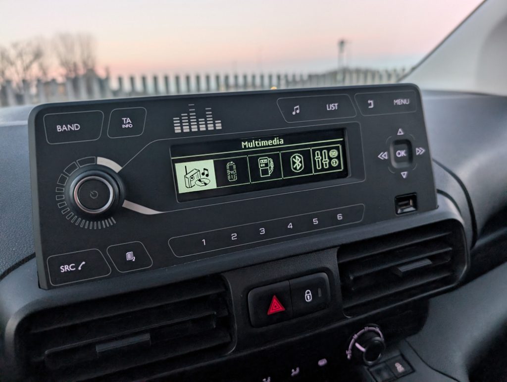 PEUGEOT Partner BlueHDi 75 PC Furgone Pro - 11