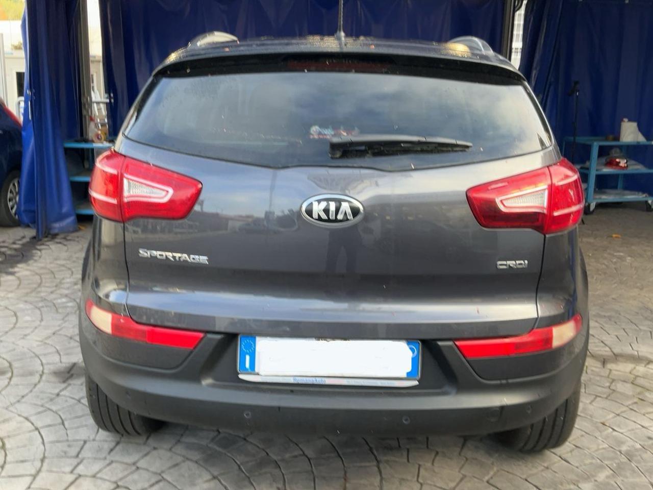KIA Sportage 2.0 CRDI VGT AWD Active - 8
