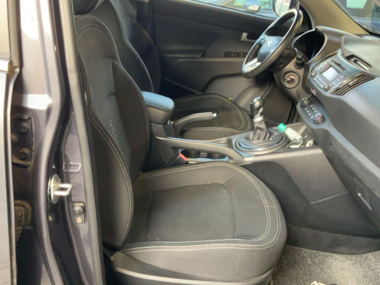 KIA Sportage 2.0 CRDI VGT AWD Active - 12