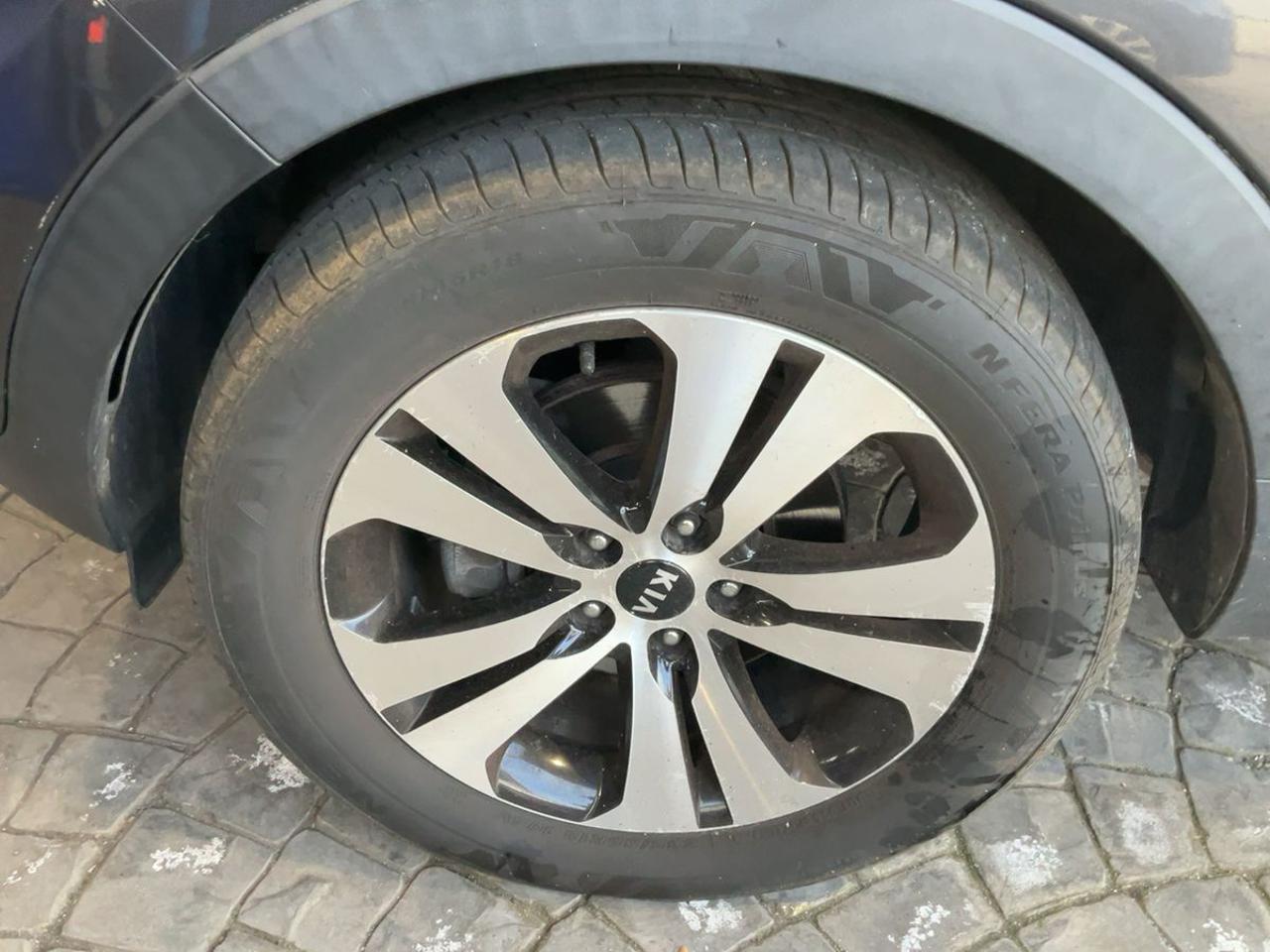 KIA Sportage 2.0 CRDI VGT AWD Active - 10