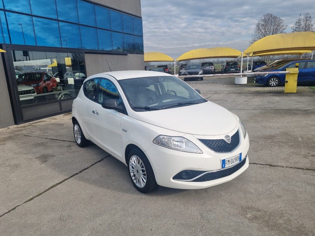 LANCIA Ypsilon 1.2 69CV 5P GPL Ecochic Silver OK NEOPATENTATI - 3