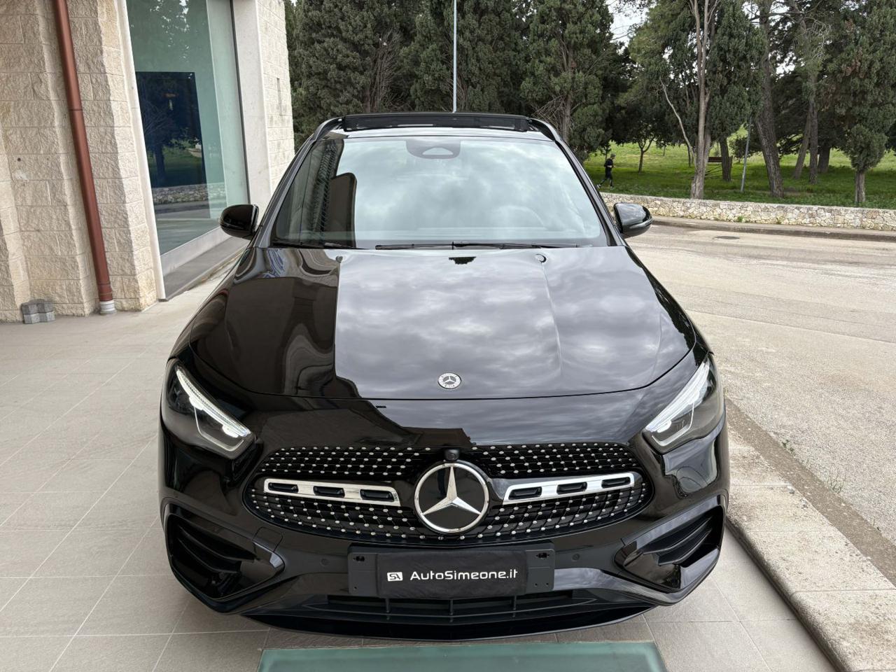 MERCEDES-BENZ GLA 200 d Automatic Premium Amg Pack Night-TETTO - 2