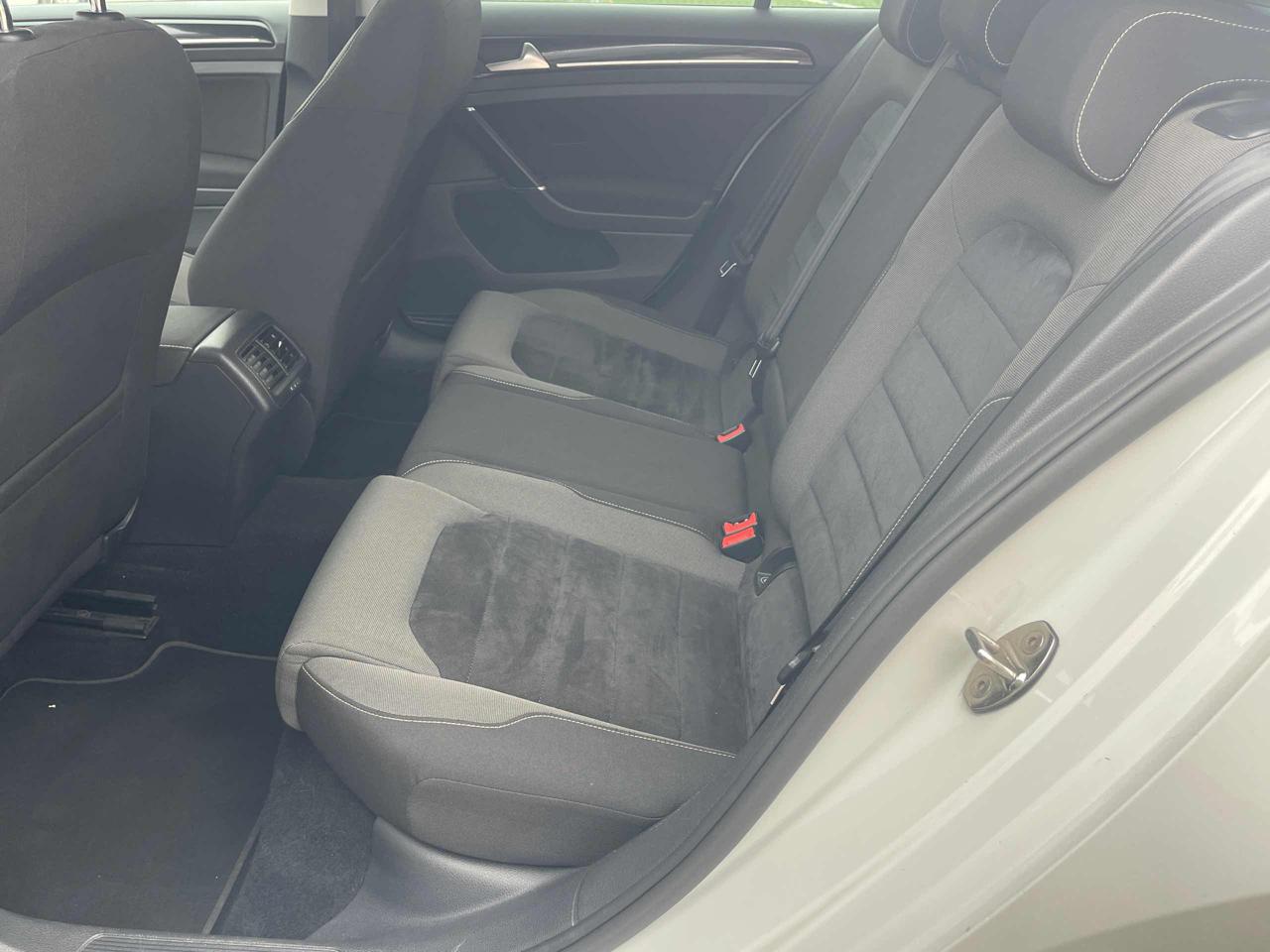 VOLKSWAGEN Golf 1.6 TDI 110 CV DSG 5p. Executive BlueMotion Euro6 - 10