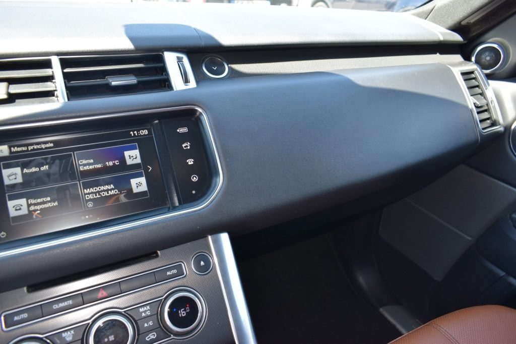 LAND ROVER Range Rover Sport 3.0 TDV6 HSE IVA ESPOSTA - 18