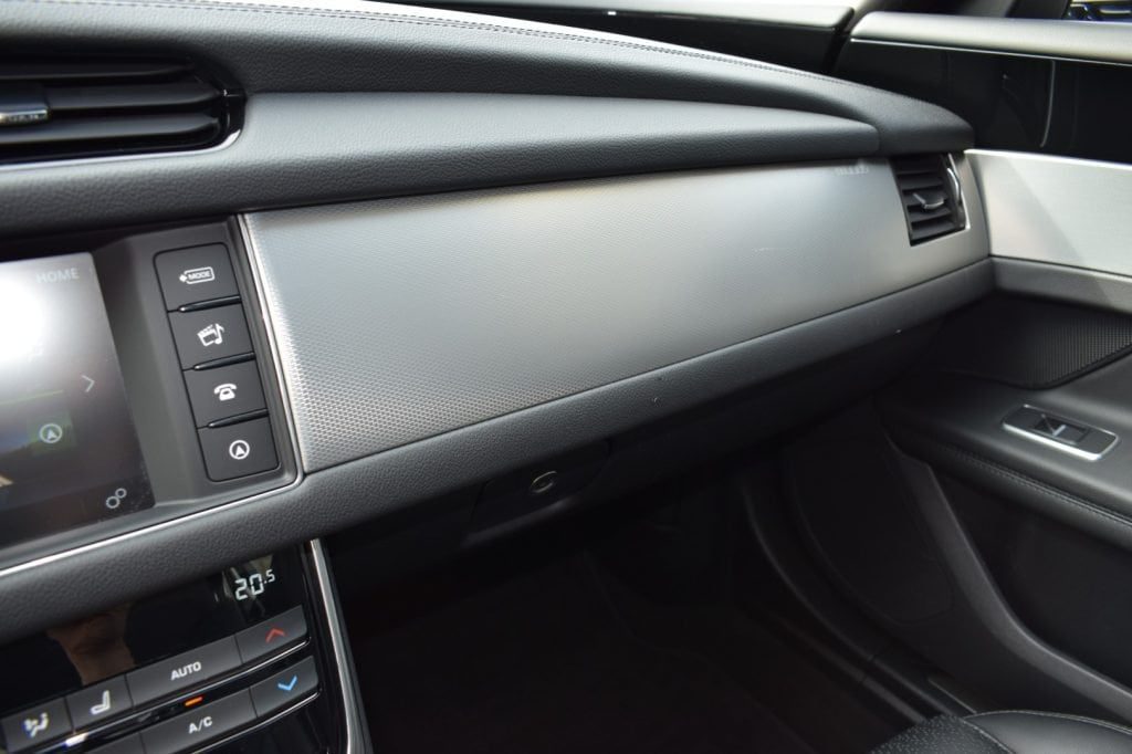 JAGUAR XF 2.0 D 180 CV AWD aut. Prestige - 15