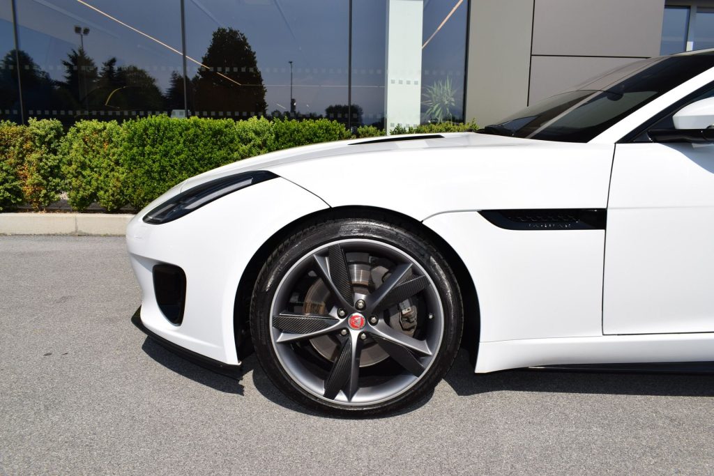 JAGUAR F-Type 2.0 aut. Coupé R-Dynamic - 28